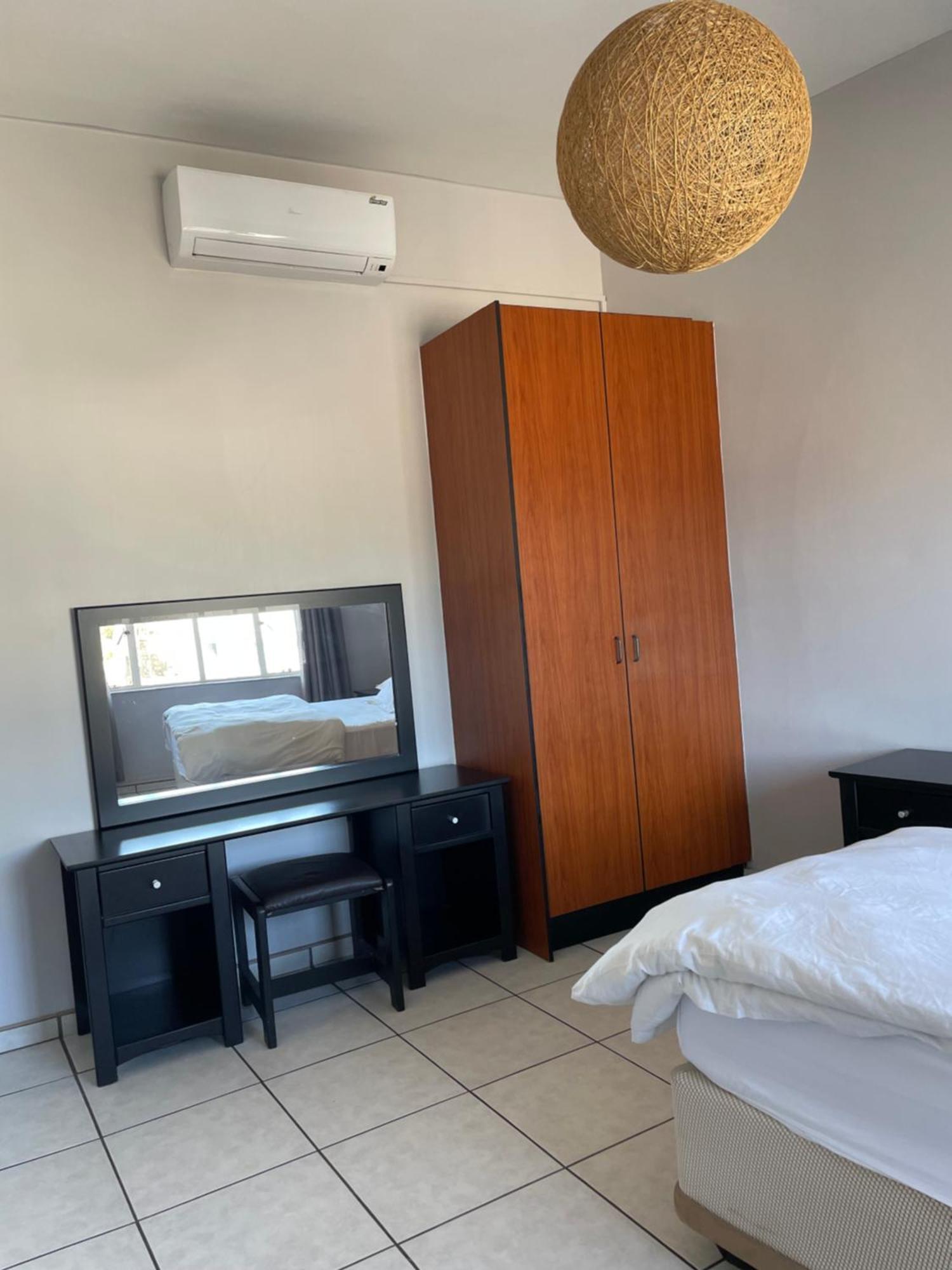 Stern Self Catering Apartments Windhoek Exterior foto