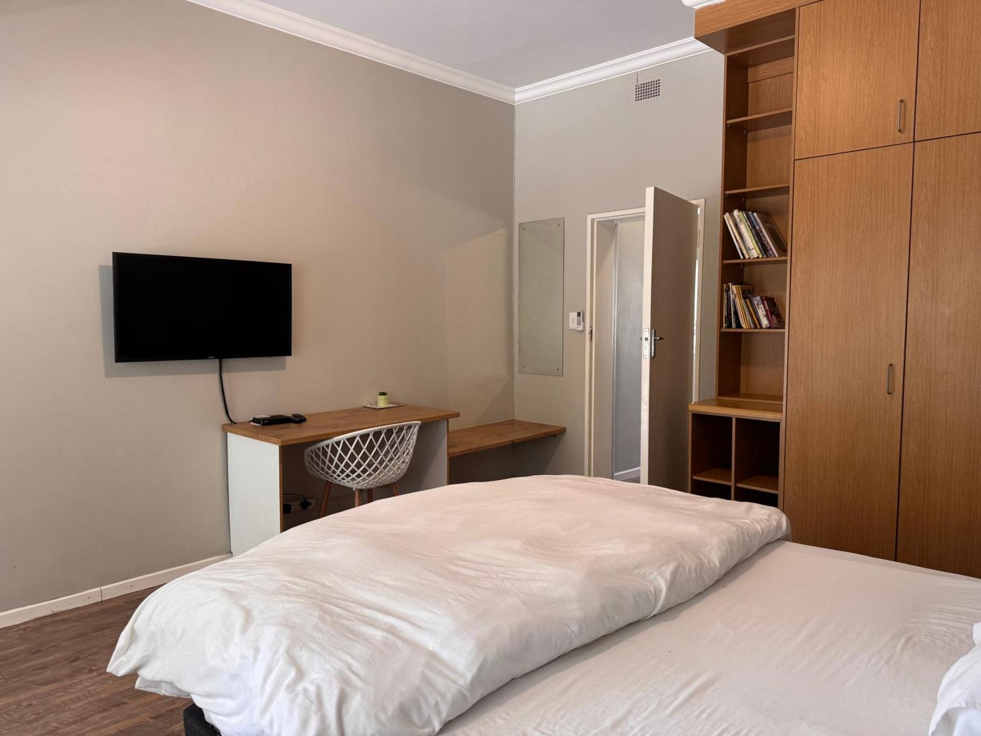 Stern Self Catering Apartments Windhoek Exterior foto
